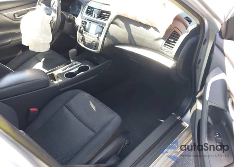 2017 Nissan Altima 2.5/2.5 S/2.5 Sl/2.5 Sr/2.5 Sv z USA, uszkodzony, nr VIN 1N4AL3AP6HC143866